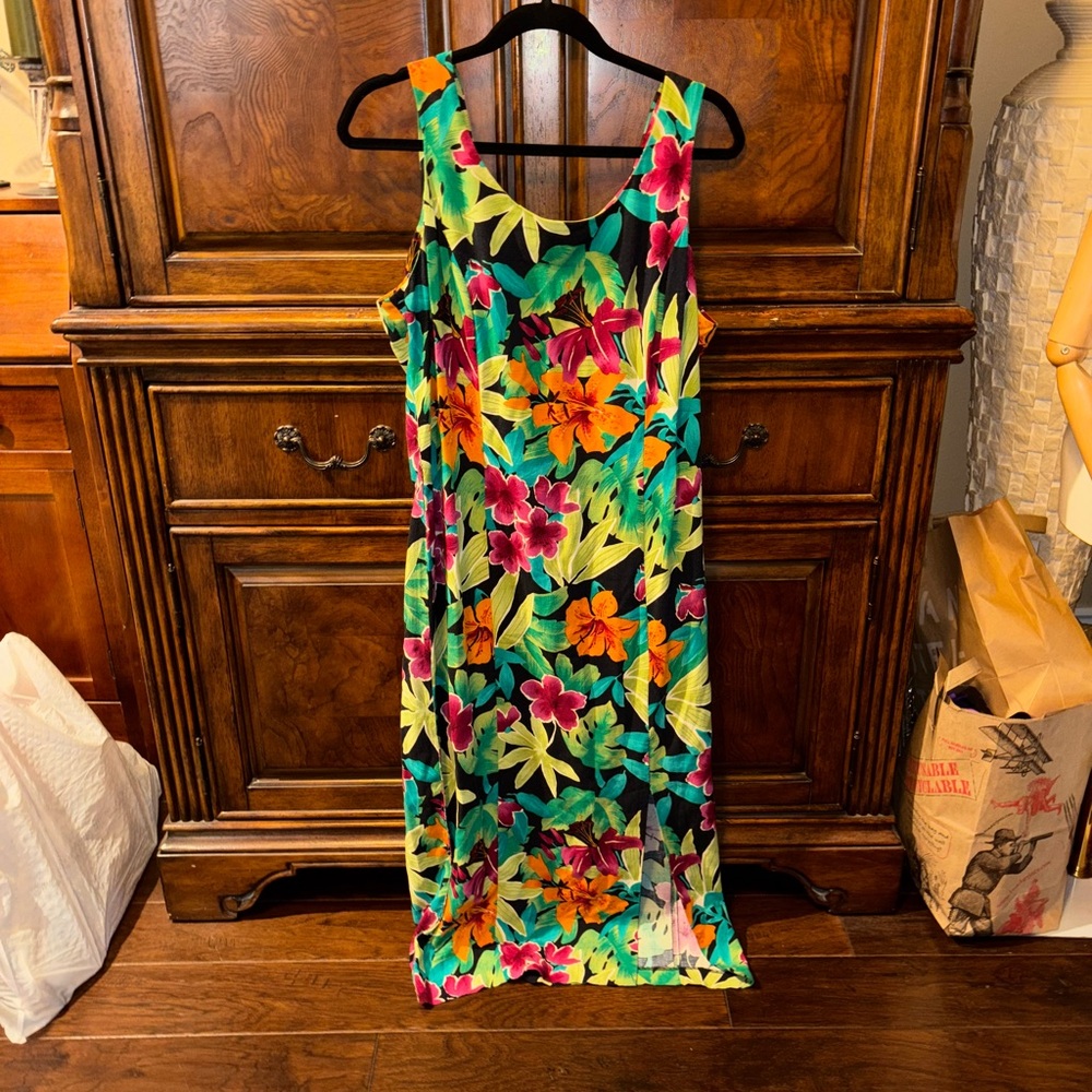 Vintage 1980’s S.L. Fashions Vibrant Floral Tiki Maxi Dress